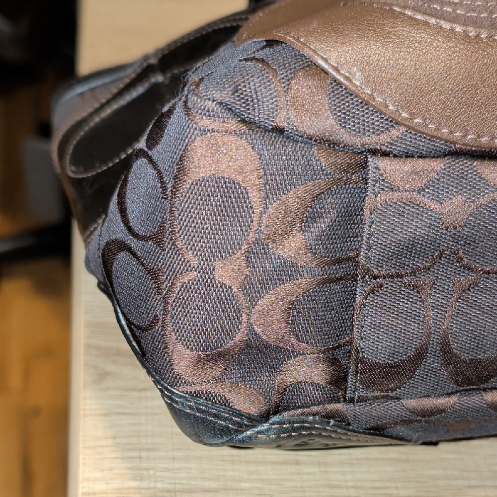 Coach Black and Brown Circle Pattern Tote - Picture 2 of 5
